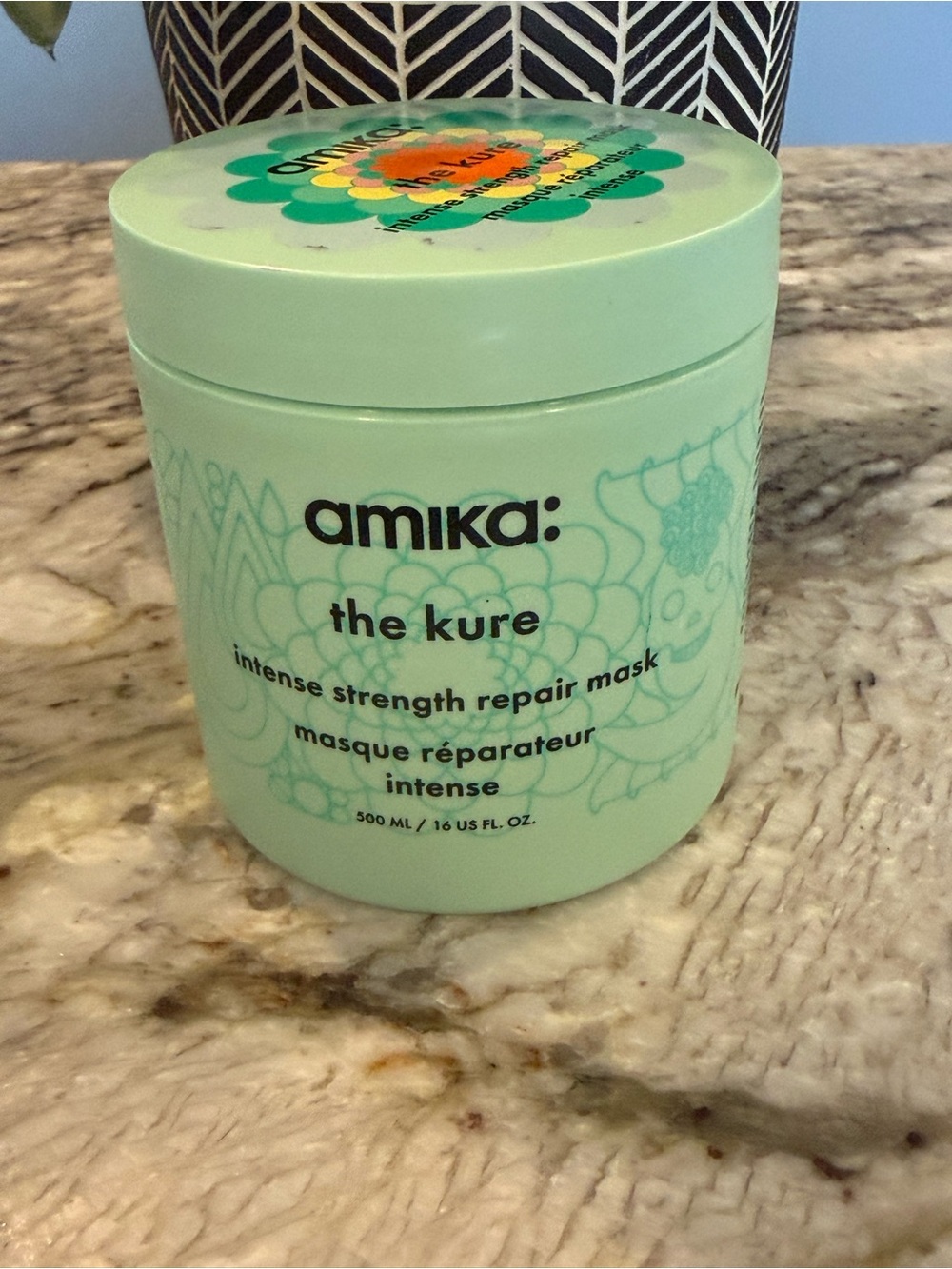 Amika The Kure Intense Strength Repair Mask 16 oz Full Size Hair Treatment NEW